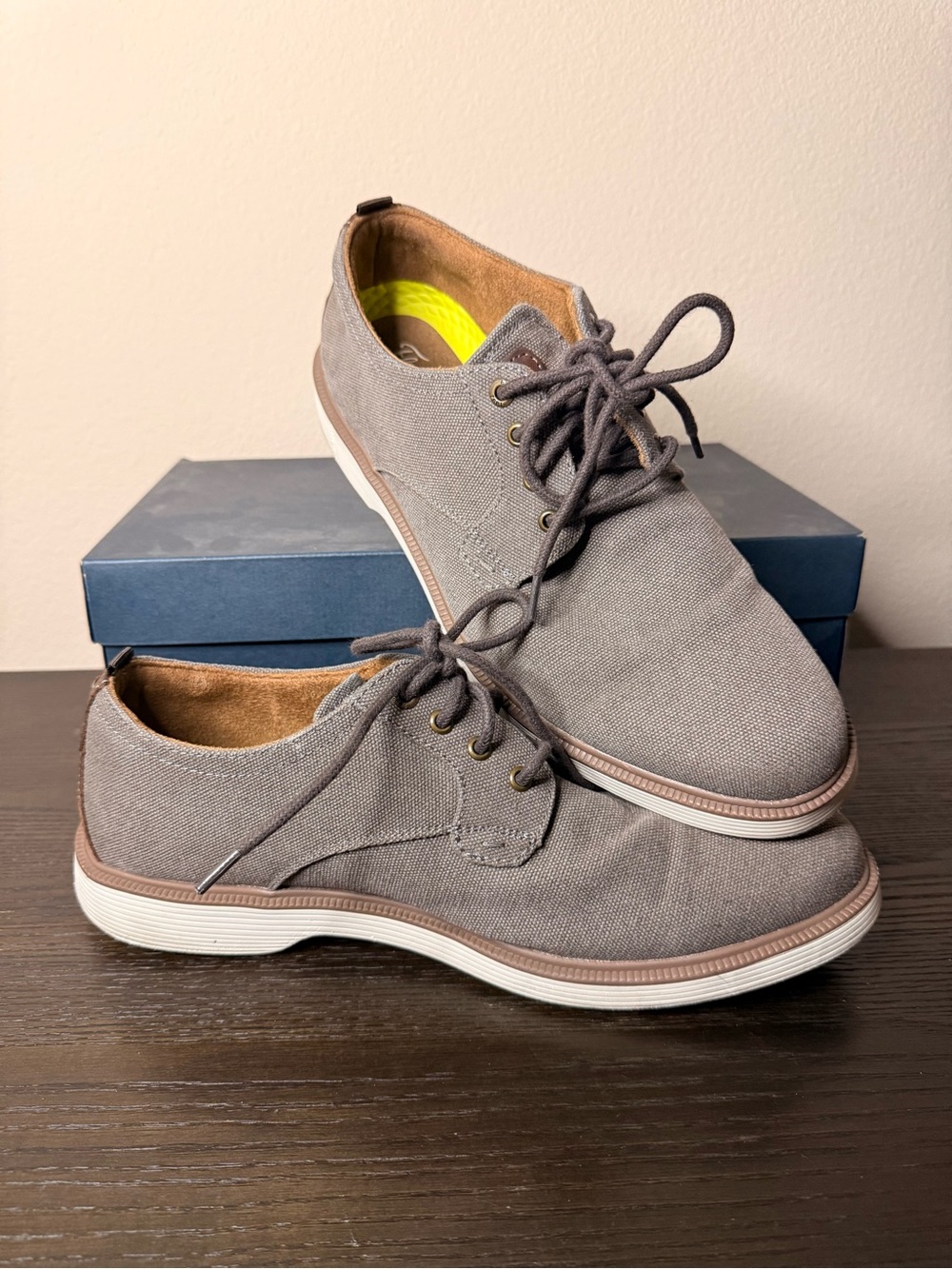 Florsheim Supacush Canvas Casual to Dressy Shoes